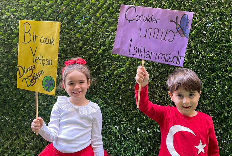 Okula hazırlık becerilerinin temellendirildiği, problem çözme, grup çalışması ve dikkat gelişimi odaklı yapılandırılmış etkinlikler sunuyoruz.